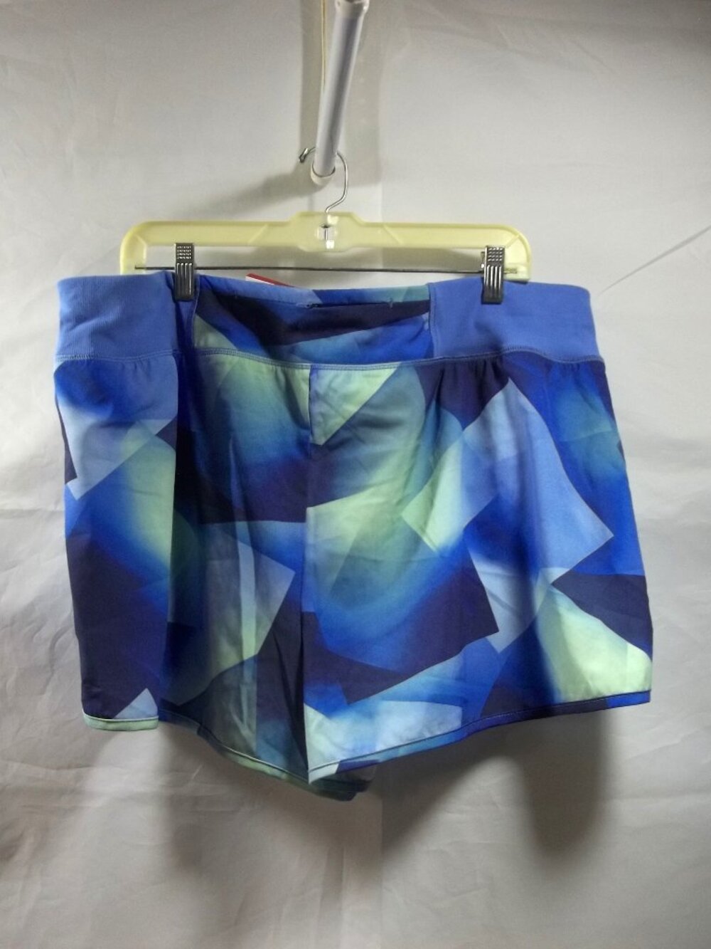 Reebok Slim Shorts Womens Plus Size XXXL Athletic Inner Short Geometric Blue NWT - Picture 2 of 6